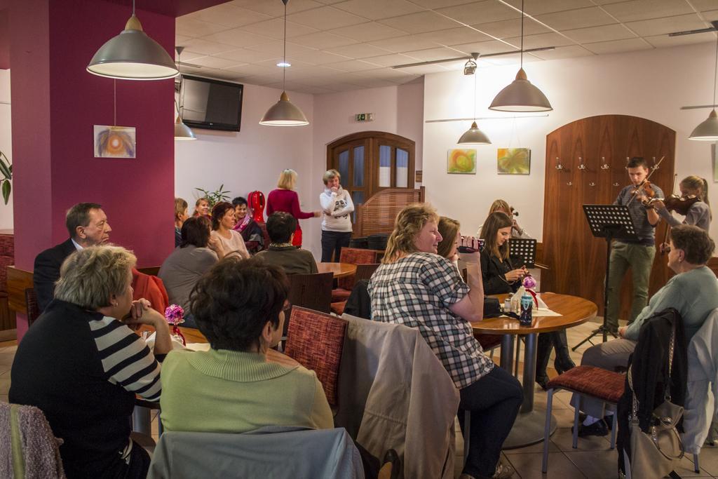 Mestske Kulturni Centrum Ve Fulneku Nový Jičín Eksteriør billede